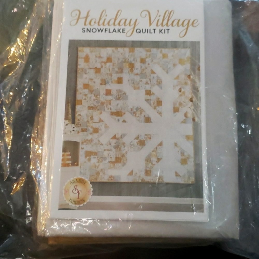 Shabby Fabrics Holiday Snowflake Quilt Kit NWOT